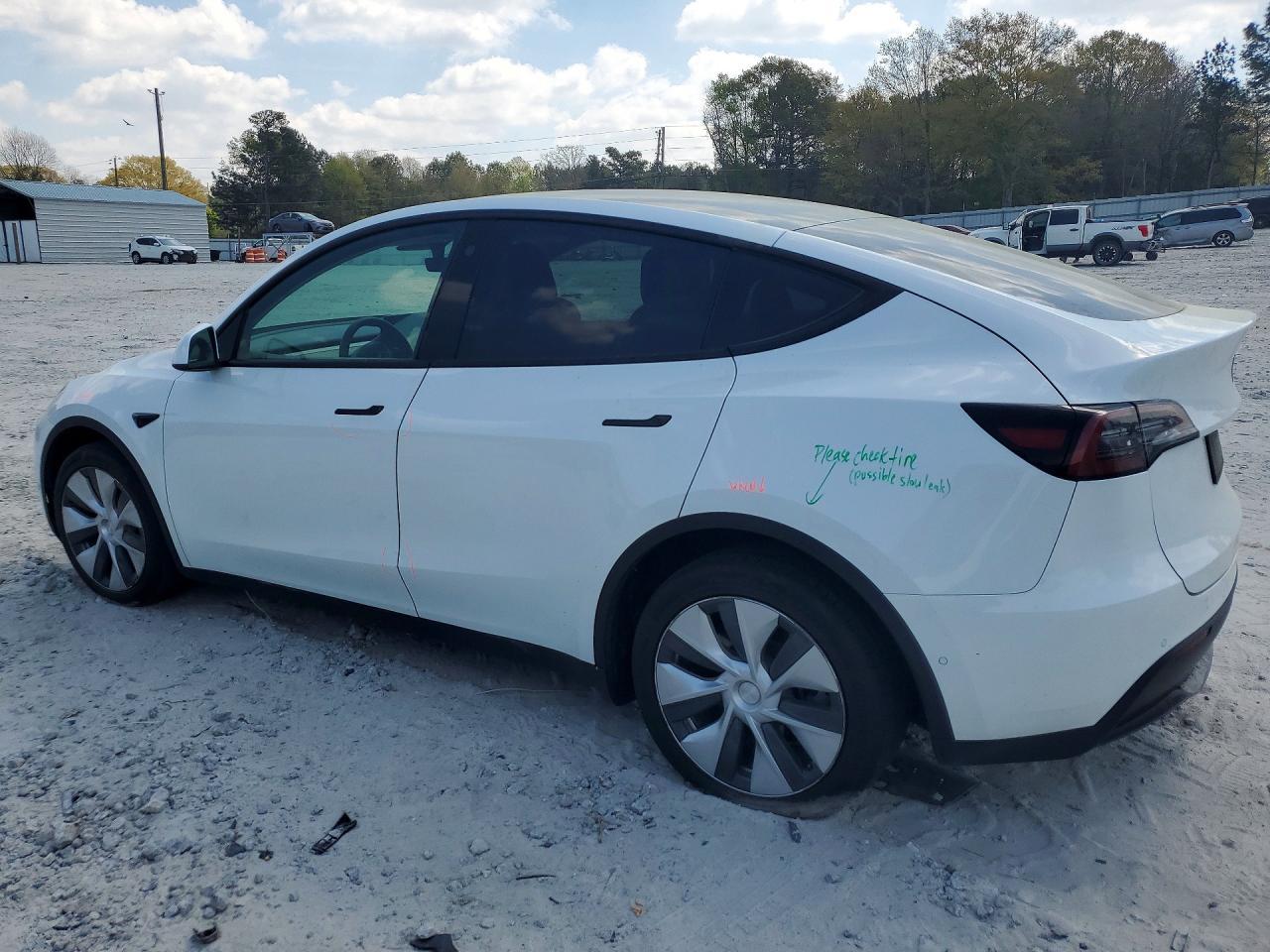 2021 Tesla Model Y - Фото 2