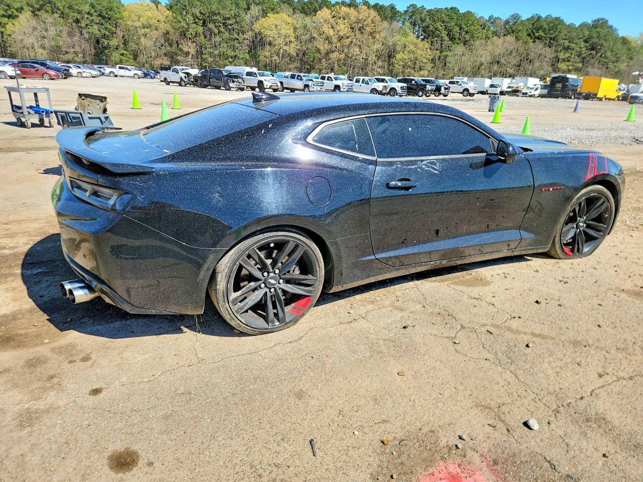 2018 Chevrolet Camaro Ss - Image 3