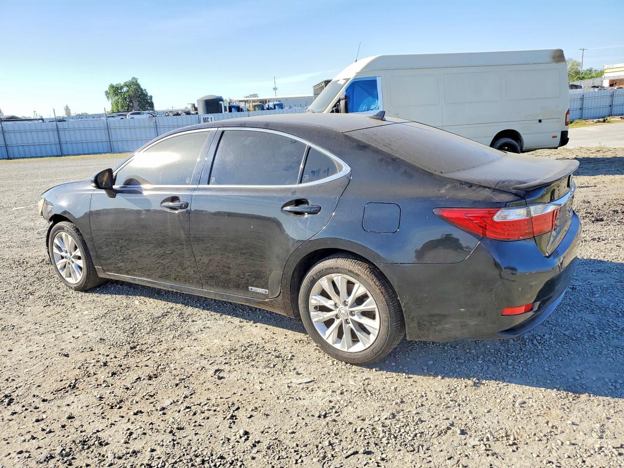 2013 Lexus Es 300H Base - Фото 2