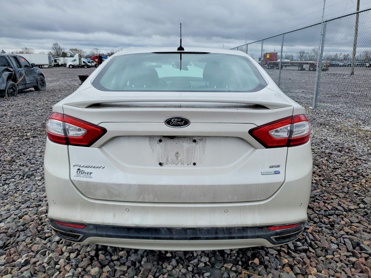 2016 Ford Fusion Se - Фото 6