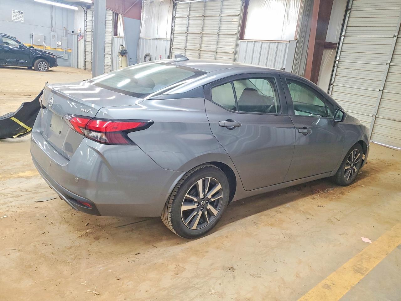 2020 Nissan Versa Sv - Фото 3