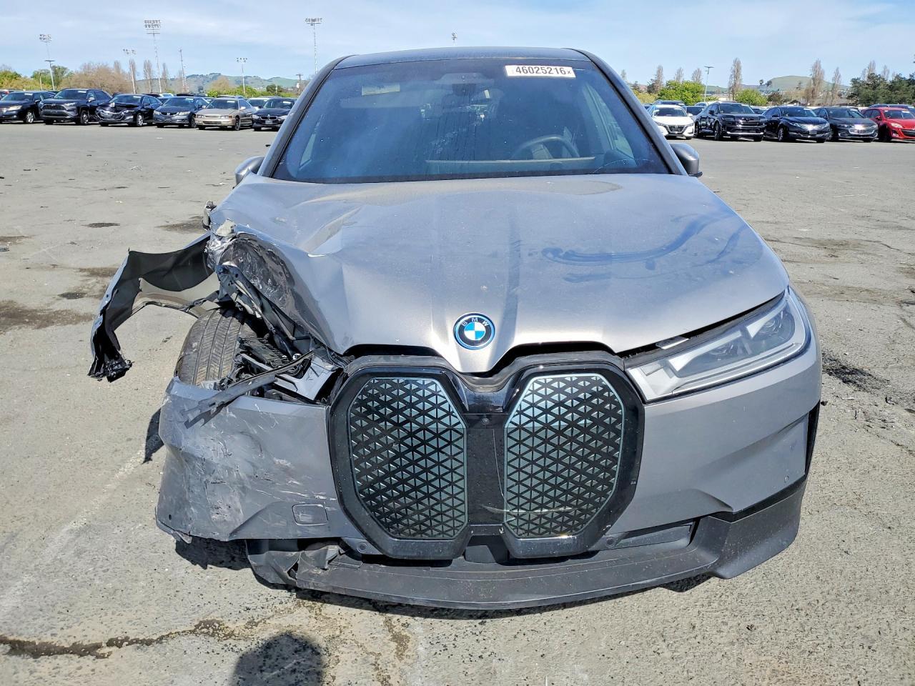 2025 BMW Ix xDrive50 - Фото 5