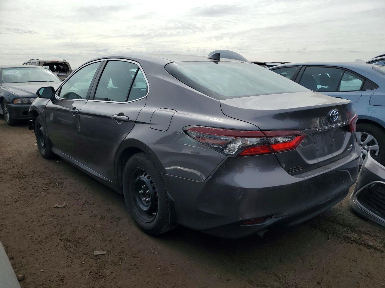 2023 Toyota Camry Hybrid Le - Фото 2