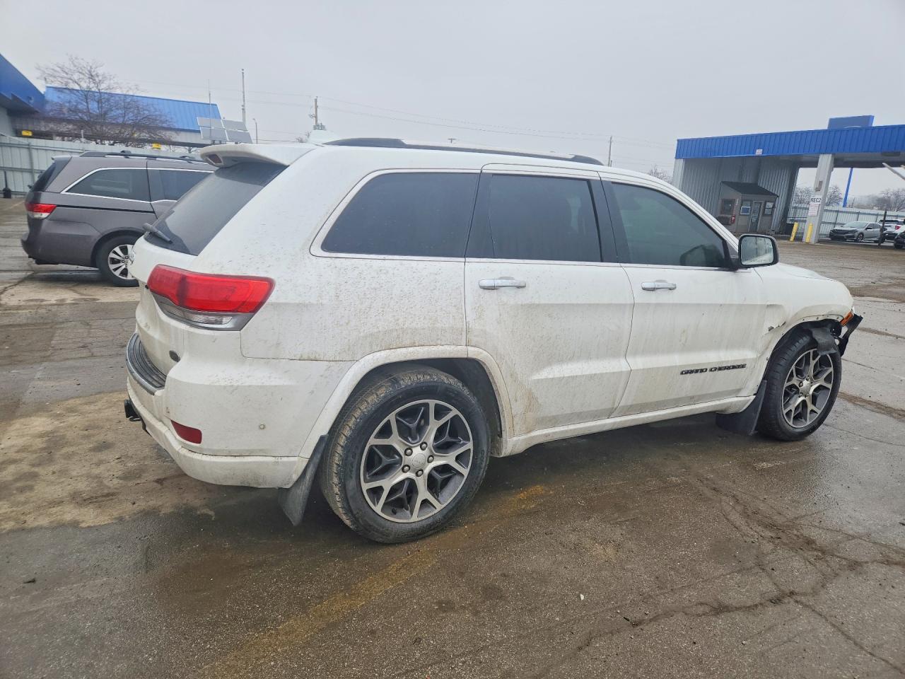 2019 Jeep Grand Cherokee Overland - Фото 3