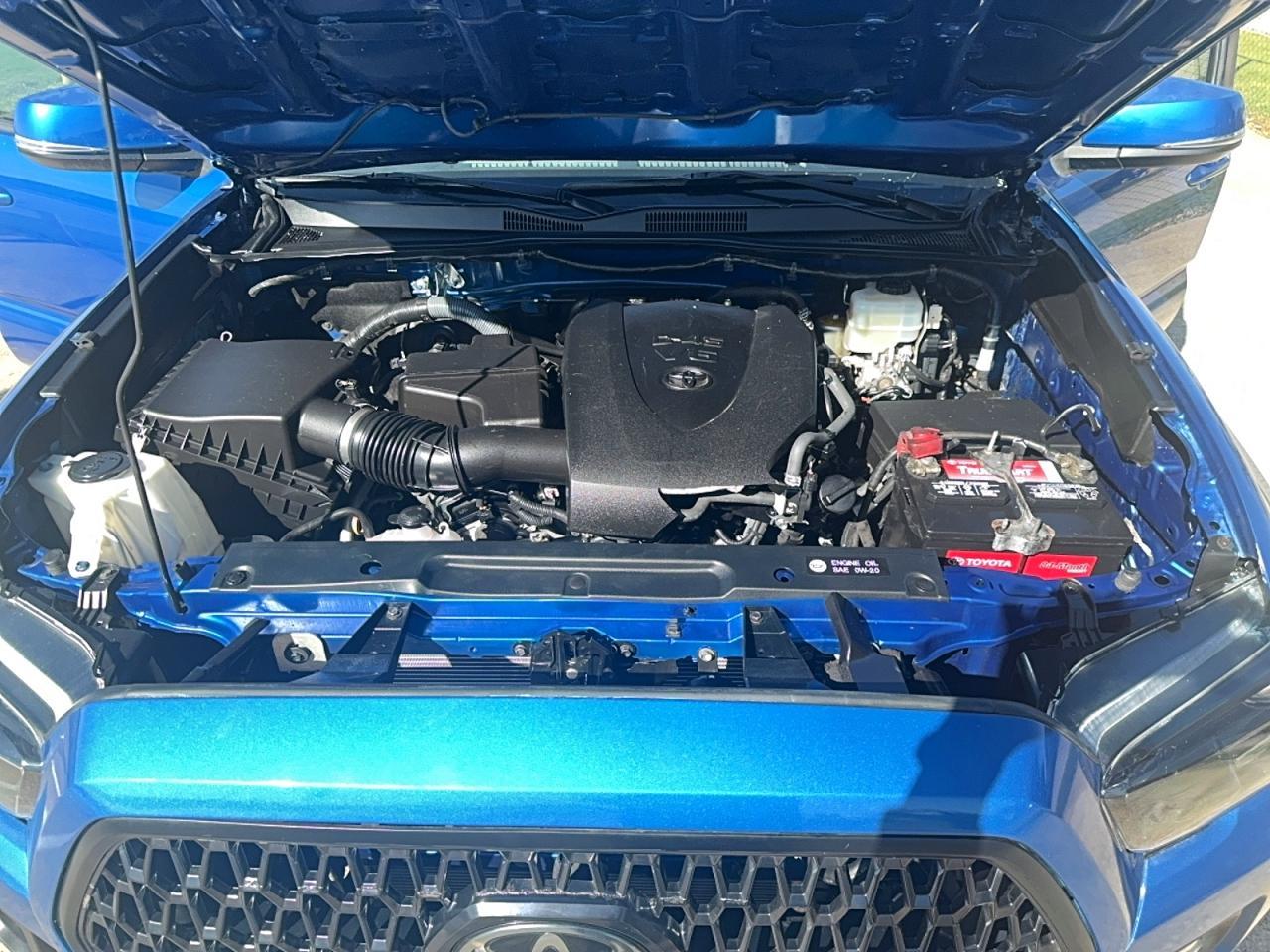 2017 Toyota Tacoma Trd Off-Road - Image 7