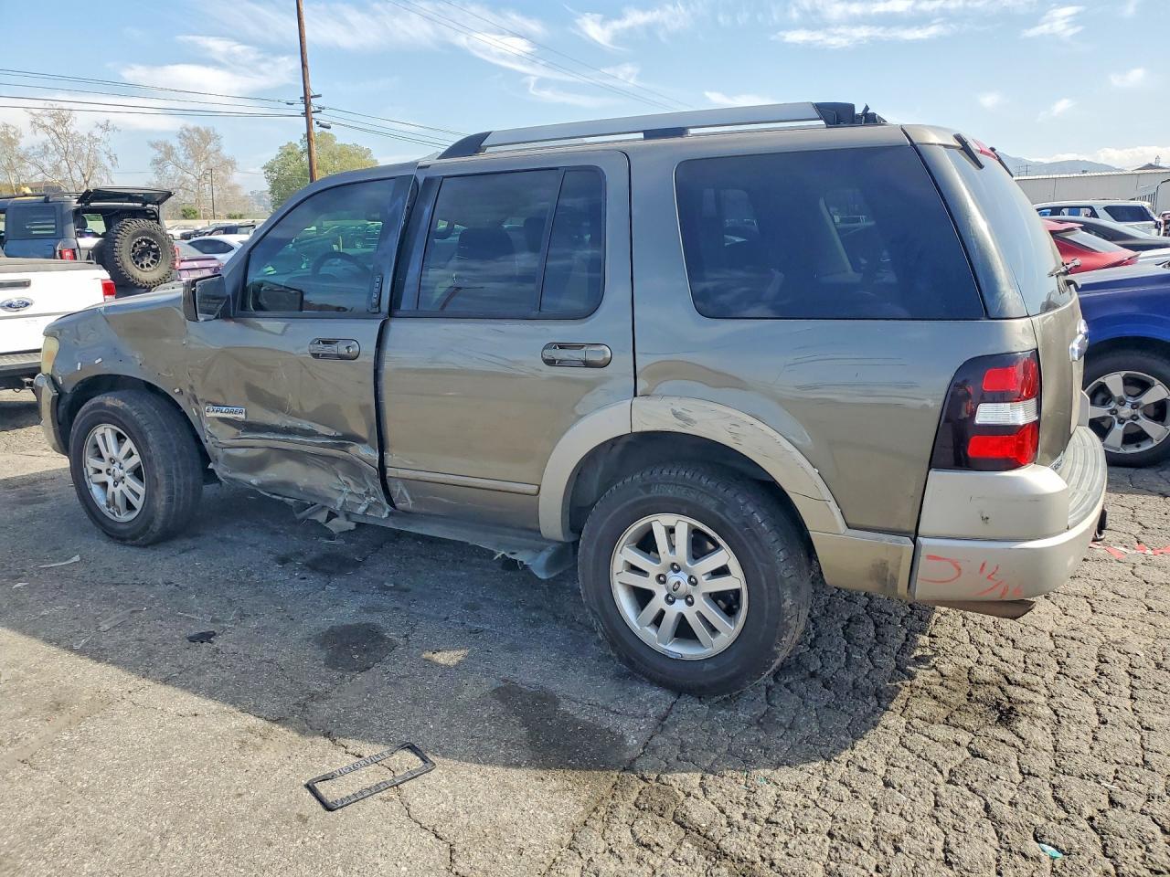 2006 Ford Explorer Eddie Bauer - Фото 2