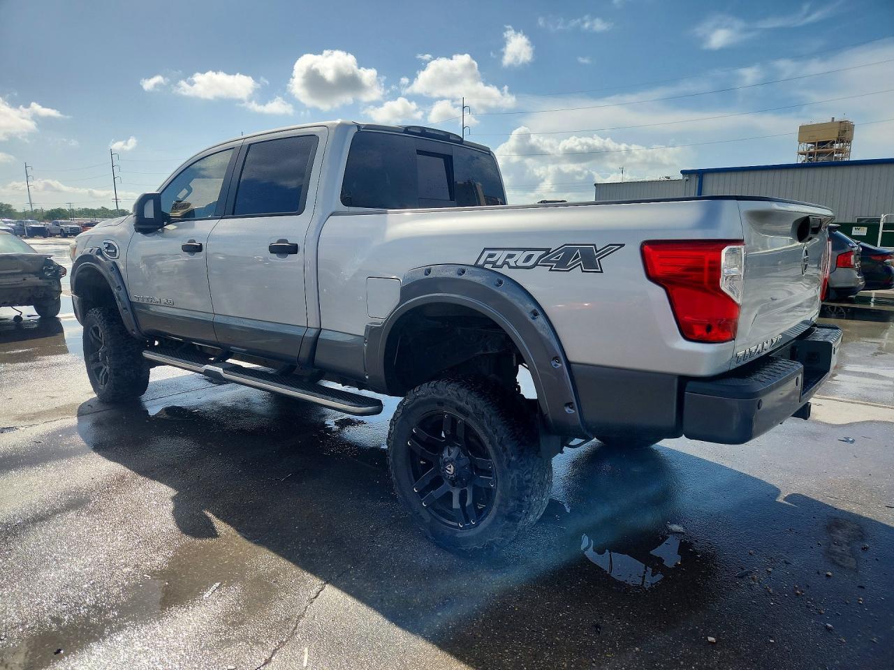 2016 Nissan Titan Xd Pro-4X - Фото 2
