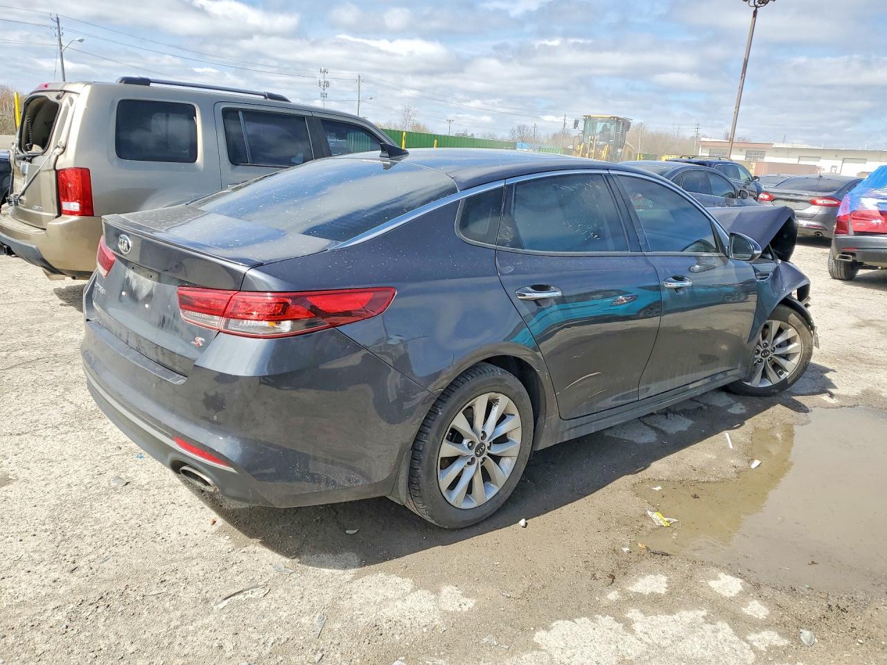 2018 Kia Optima S - Фото 3