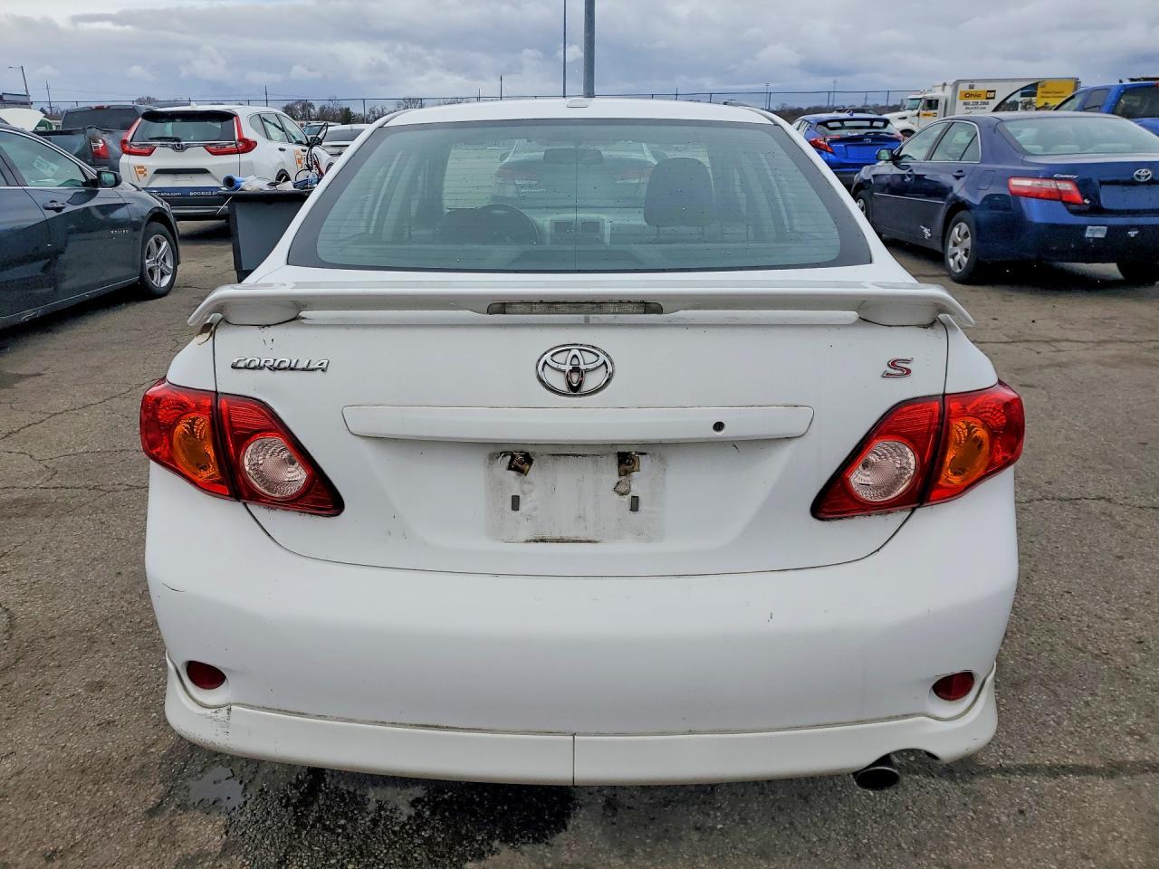 2010 Toyota Corolla S - Фото 6