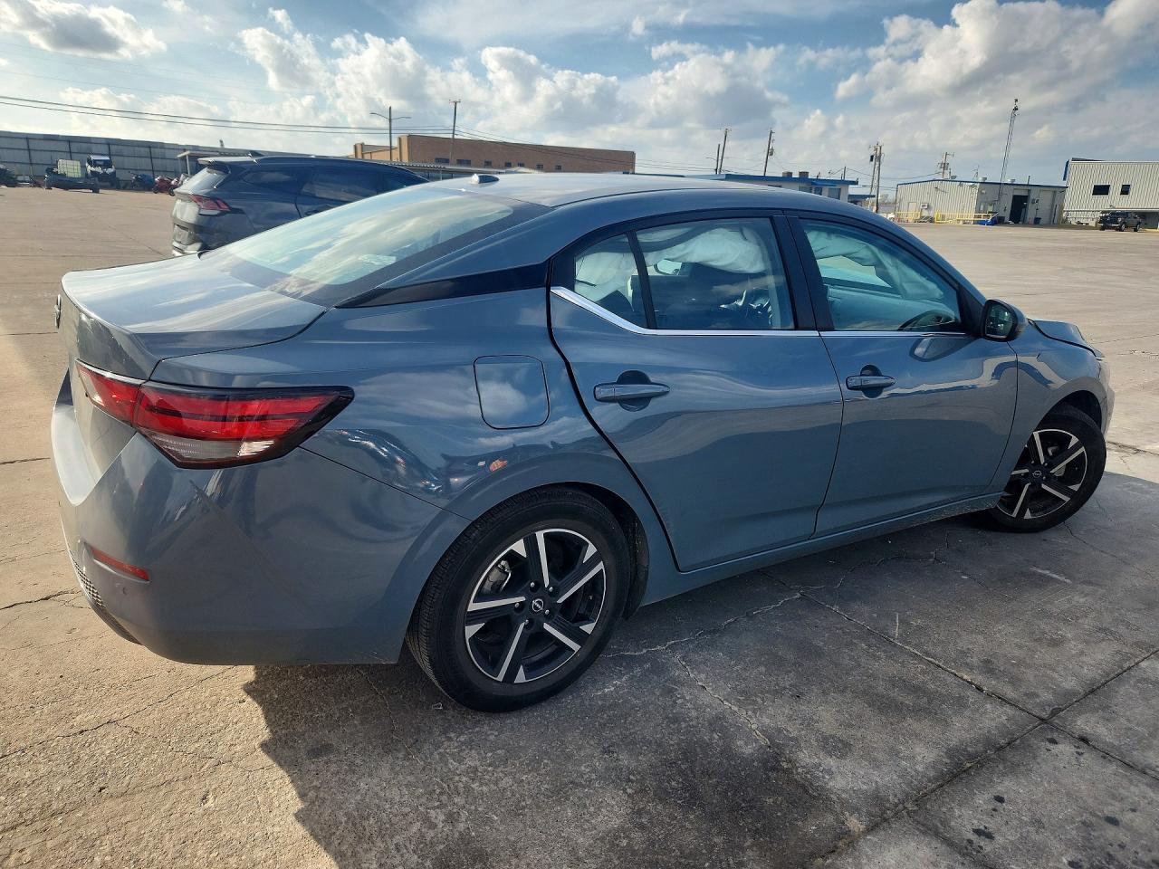 2025 Nissan Sentra Sv - Image 3