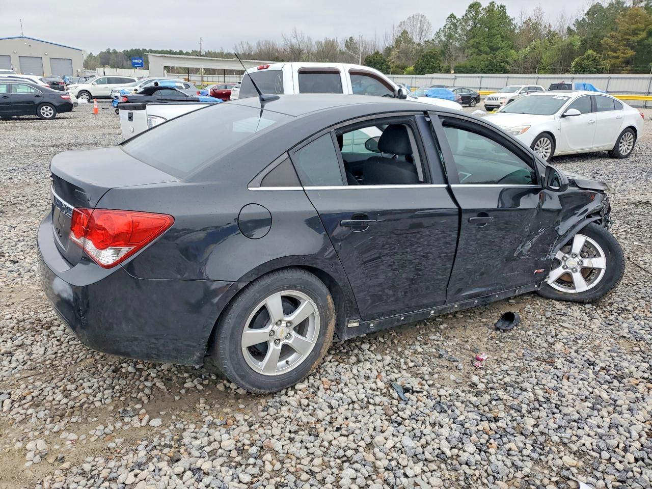 2011 Chevrolet Cruze Lt - Image 3