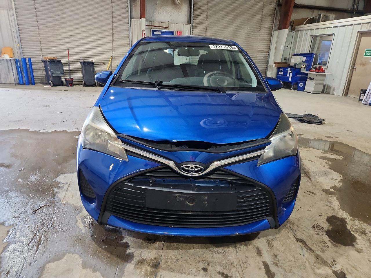 2015 Toyota Yaris 5-Door L - Image 5