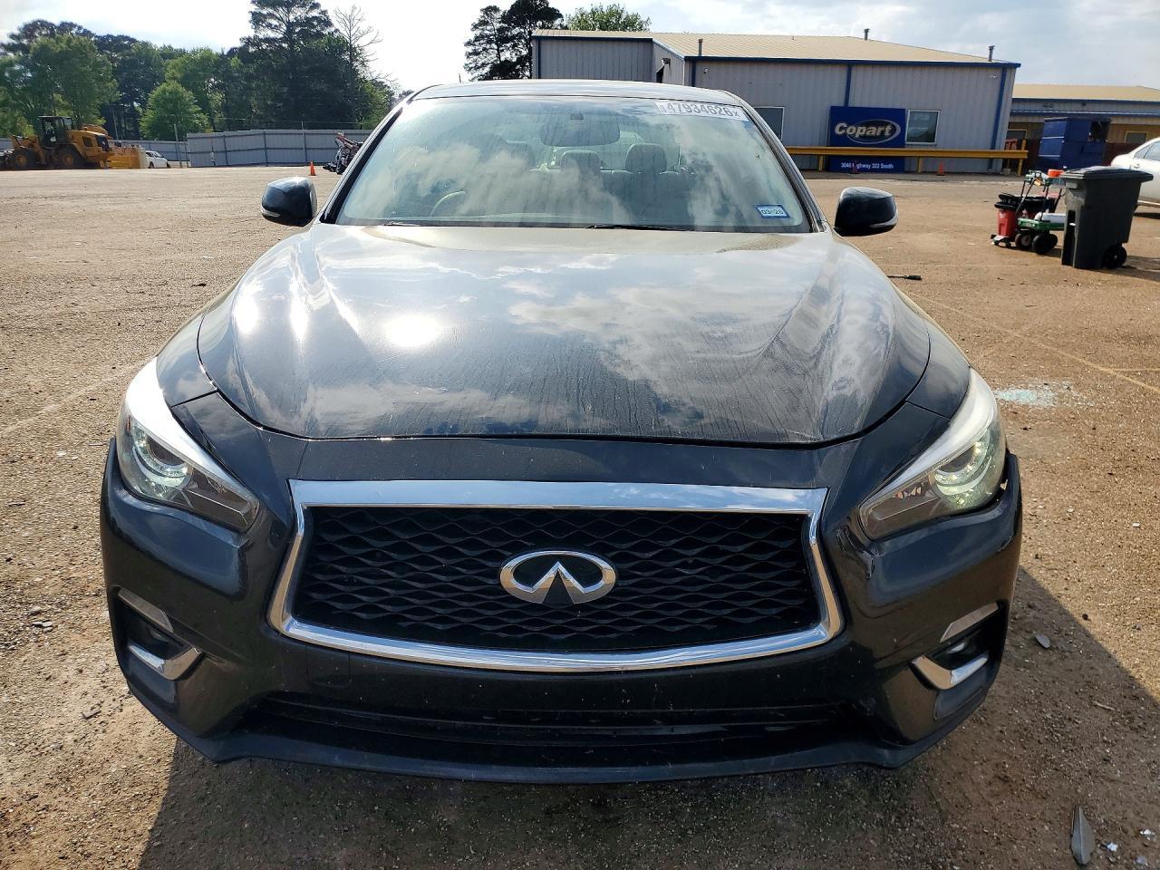 2019 Infiniti Q50 3.0T Luxe - Фото 5