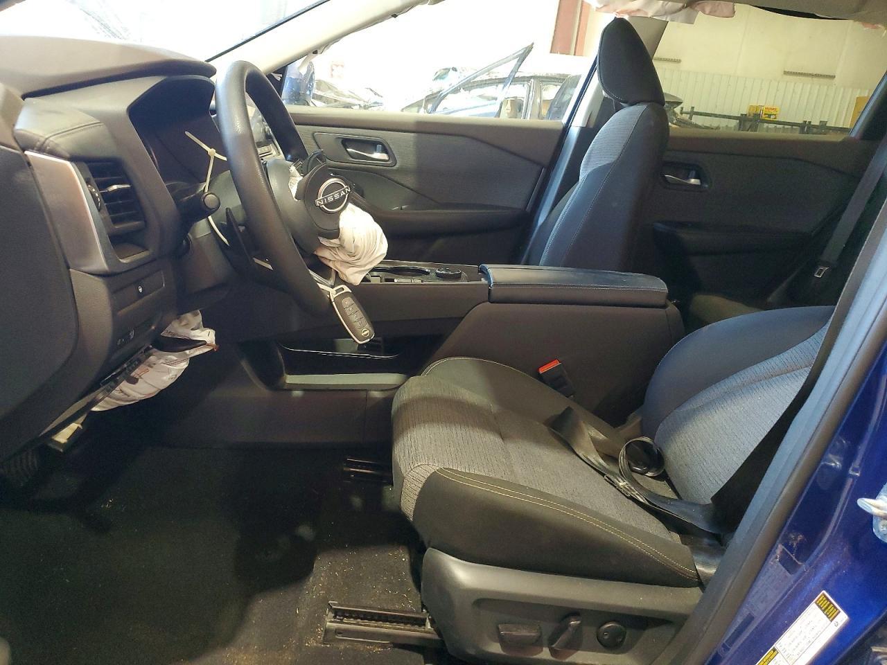 2023 Nissan Rogue Sv - Image 7