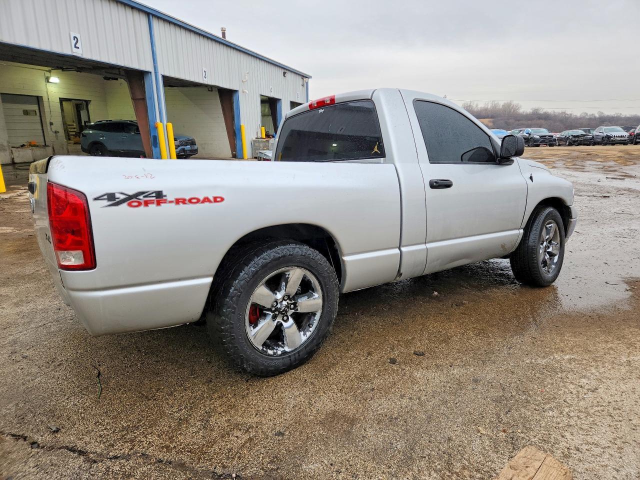 2004 Dodge Ram 1500 St - Image 3