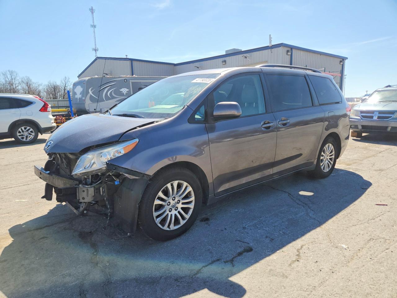 2014 Toyota Sienna Xle 8-Passenger