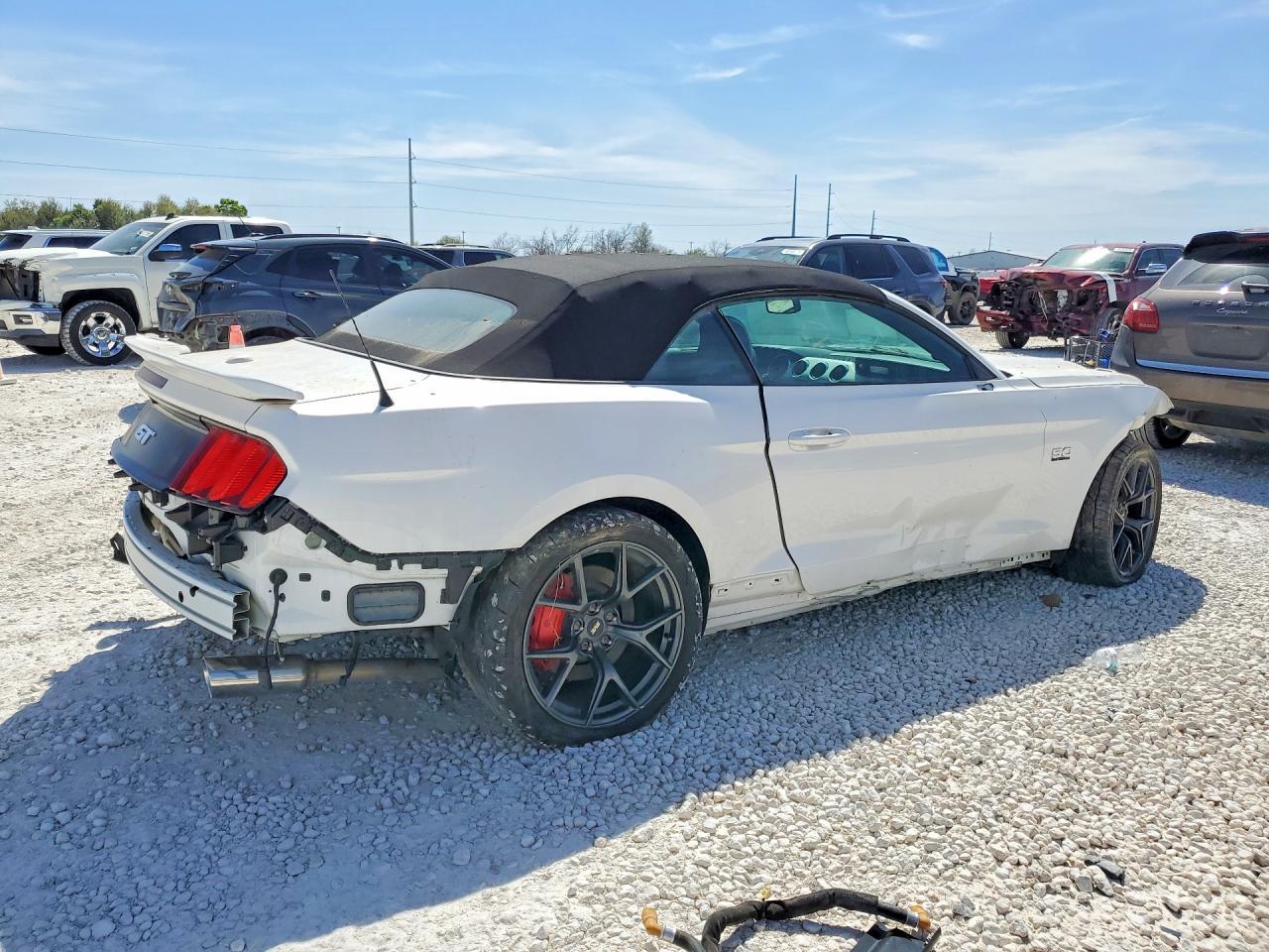 2017 Ford Mustang Gt - Фото 3