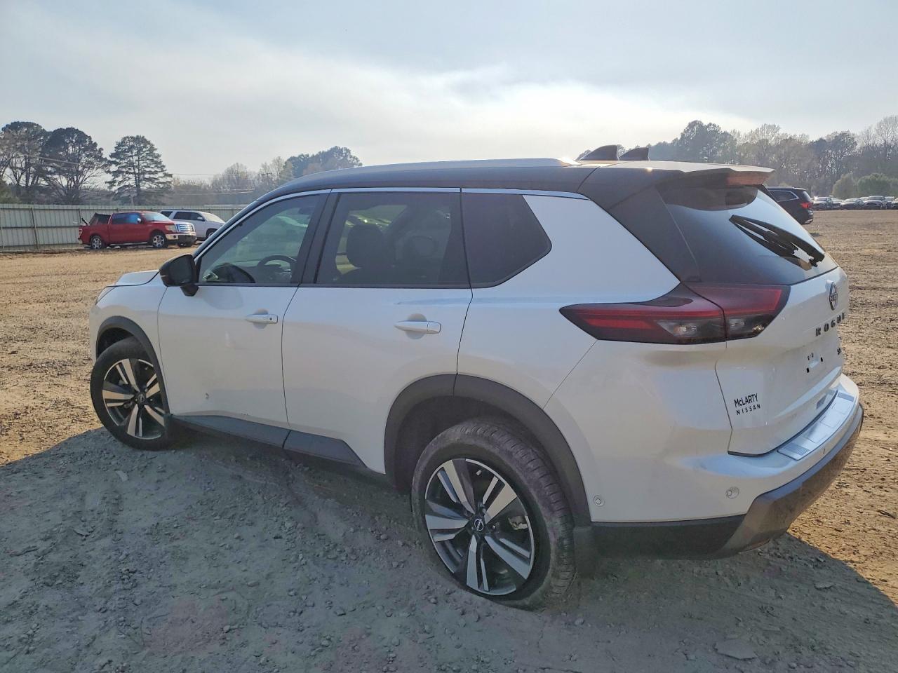 2025 Nissan Rogue Sl - Фото 2