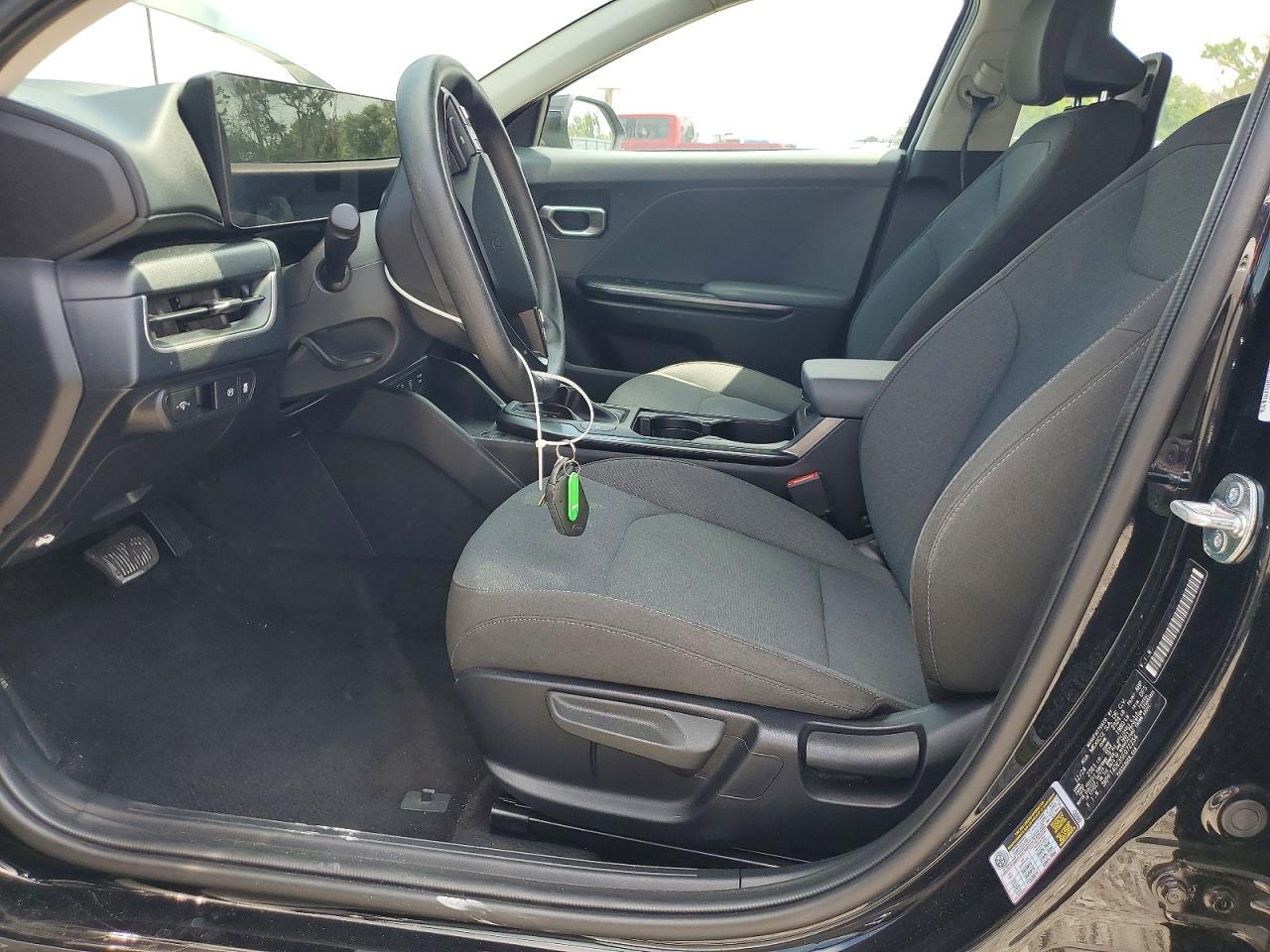 2025 Kia K4 Lxs - Image 7