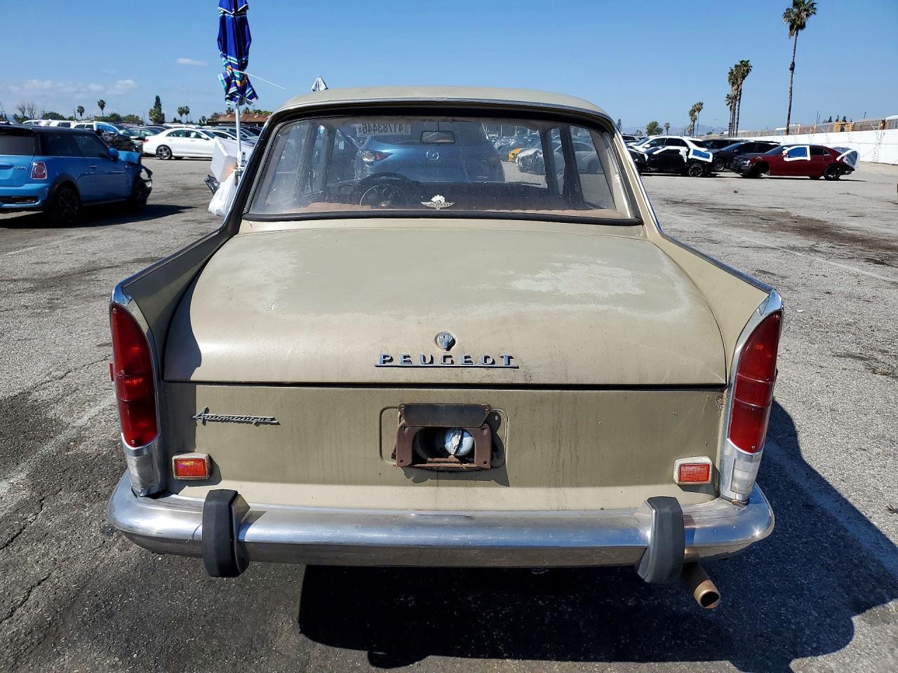 1968 Peugeot 404 - Фото 6