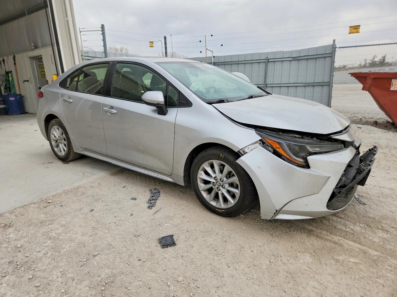 2020 Toyota Corolla Le - Image 4
