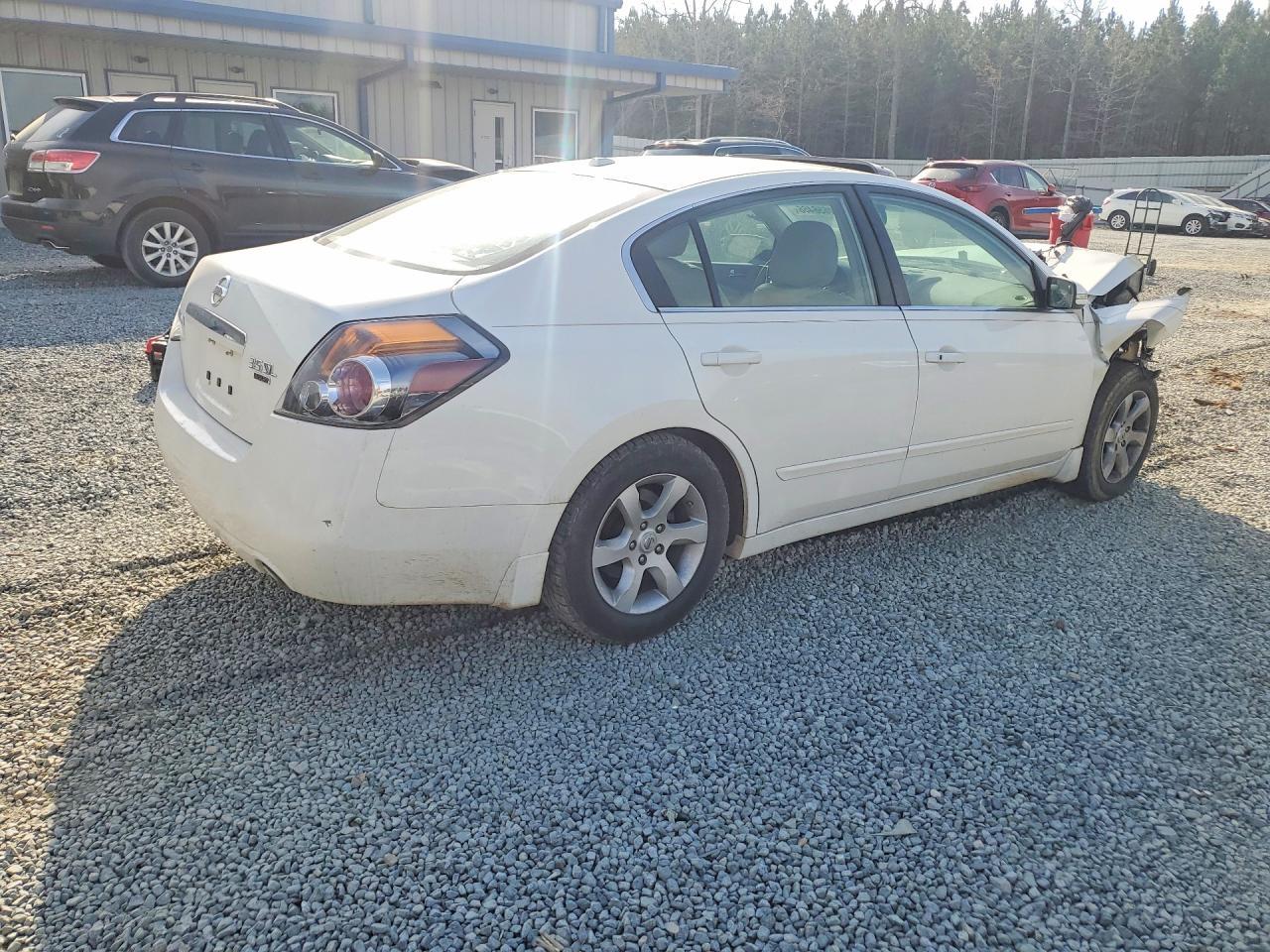 2009 Nissan Altima 3.5 Se - Фото 3