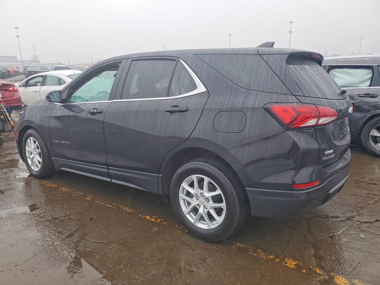 2022 Chevrolet Equinox Lt - Фото 2