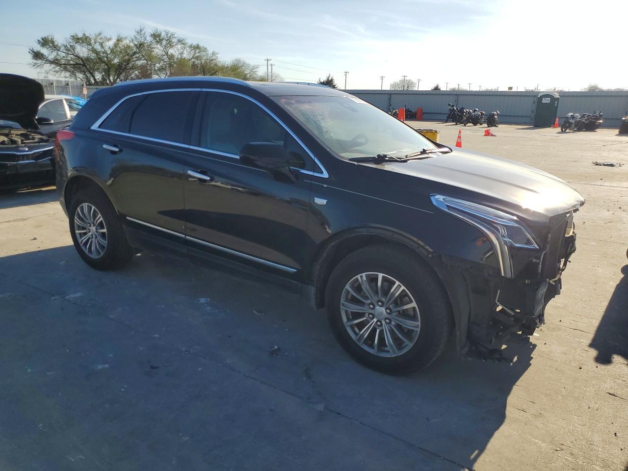 2017 Cadillac Xt5 Luxury - Фото 4