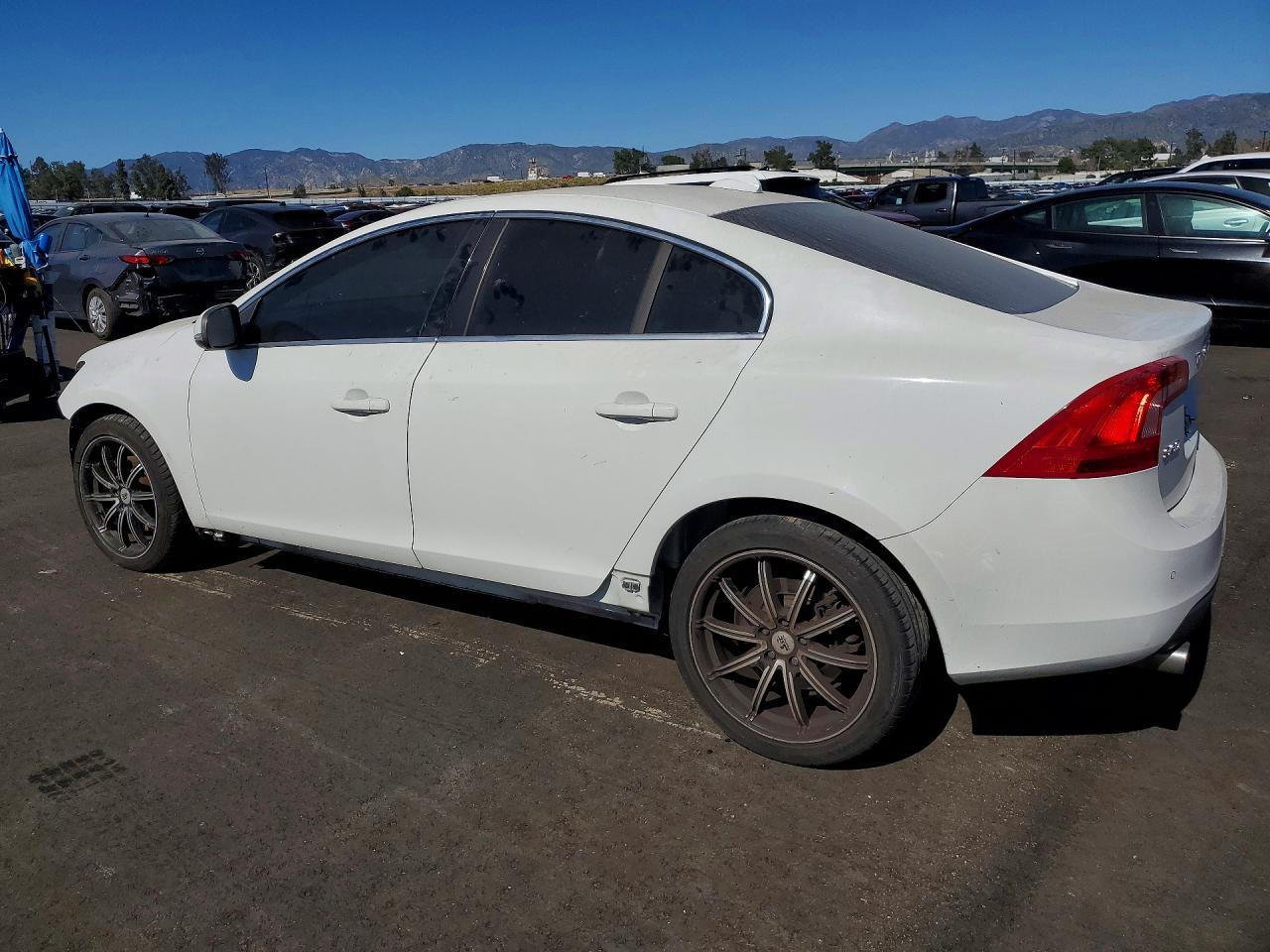 2012 Volvo S60 T5 - Фото 2