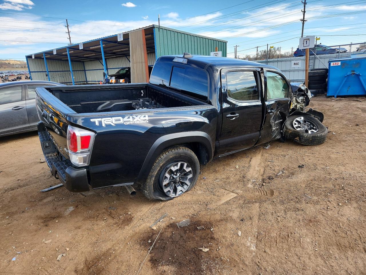 2022 Toyota Tacoma Trd Off-Road - Image 3