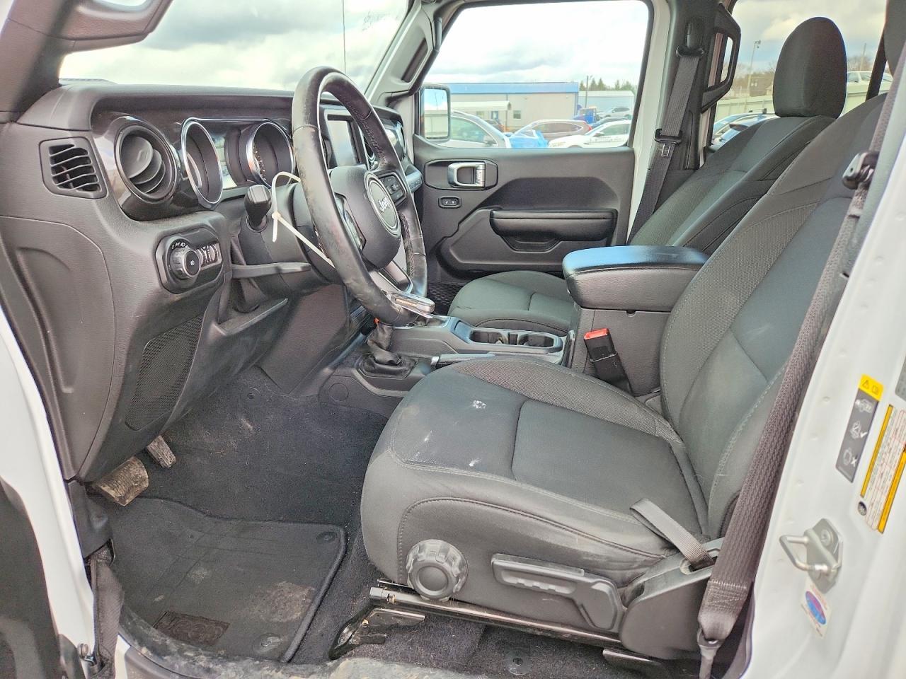 2020 Jeep Wrangler Unlimited Sport - Фото 7