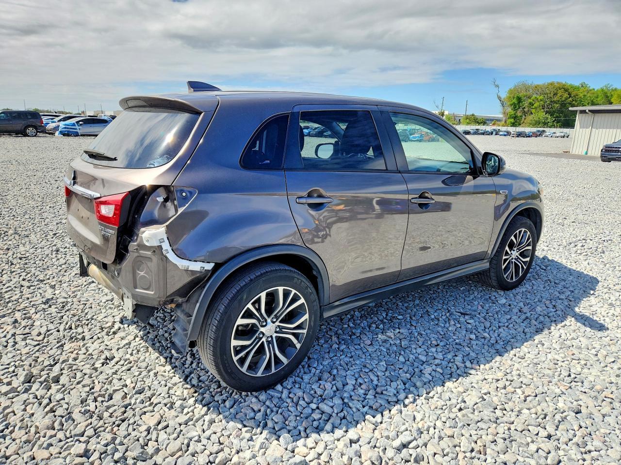 2019 Mitsubishi Outlander Sport Es - Фото 3