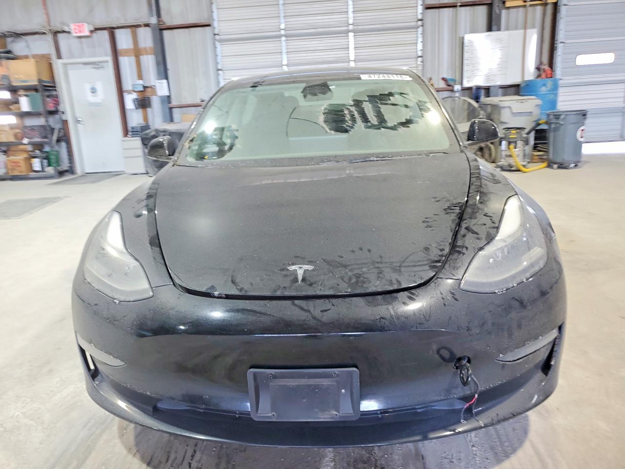 2023 Tesla Model 3 - Image 5