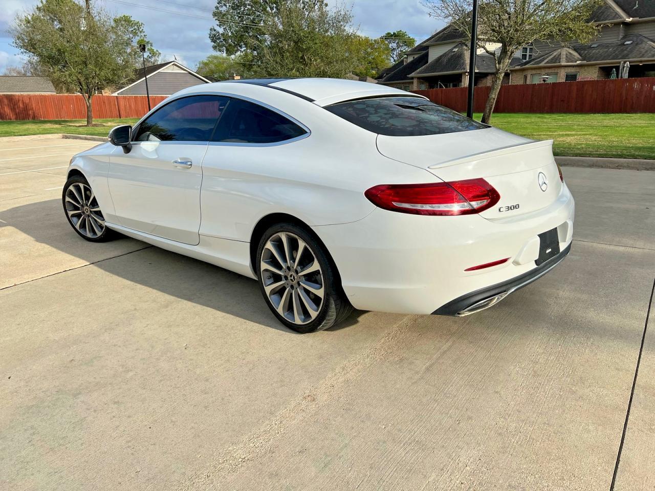 2018 Mercedes-Benz C 300 - Фото 3