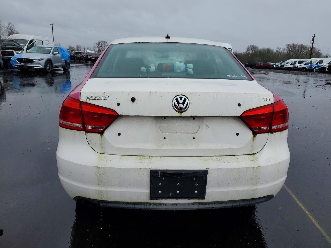 2014 Volkswagen Passat S - Фото 6
