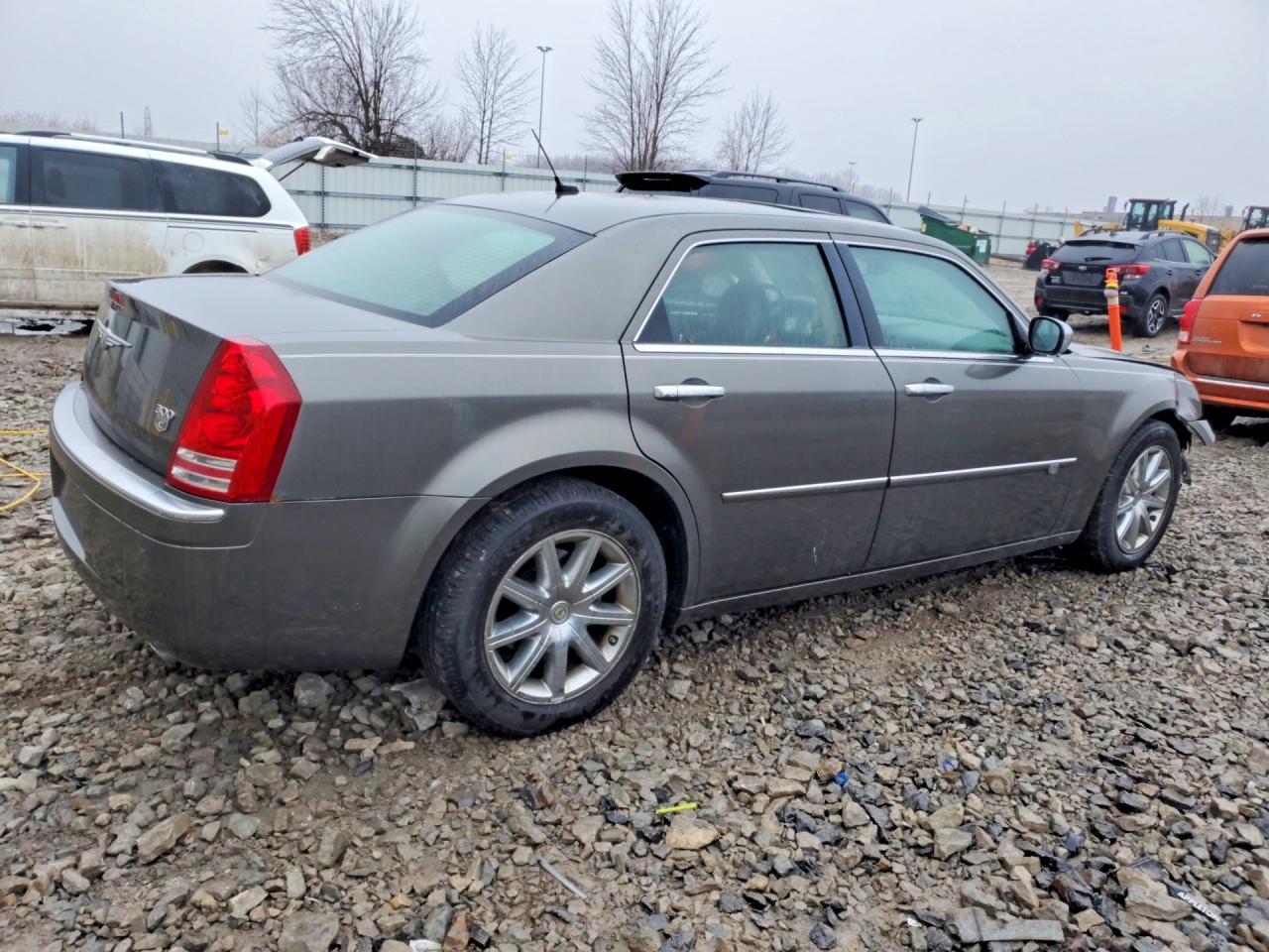 2008 Chrysler 300C - Фото 3