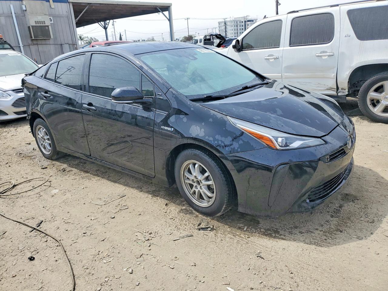 2019 Toyota Prius Xle - Image 4