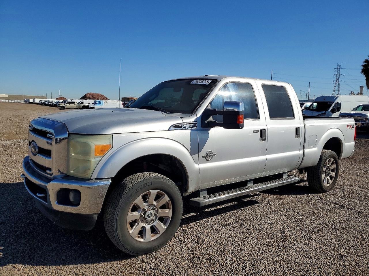 2011 Ford F350 Super Duty - Фото 2