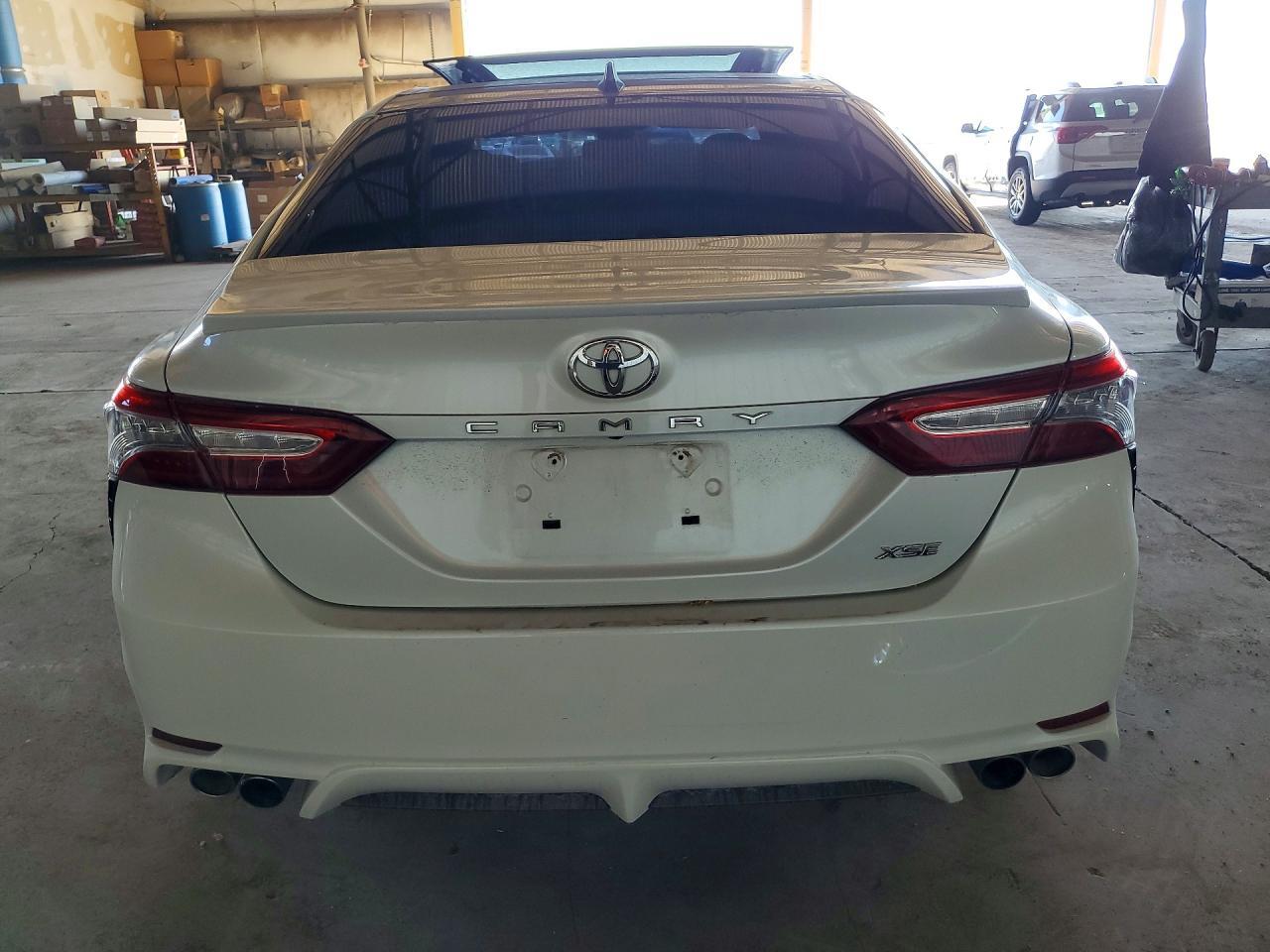 2019 Toyota Camry Xse - Фото 6