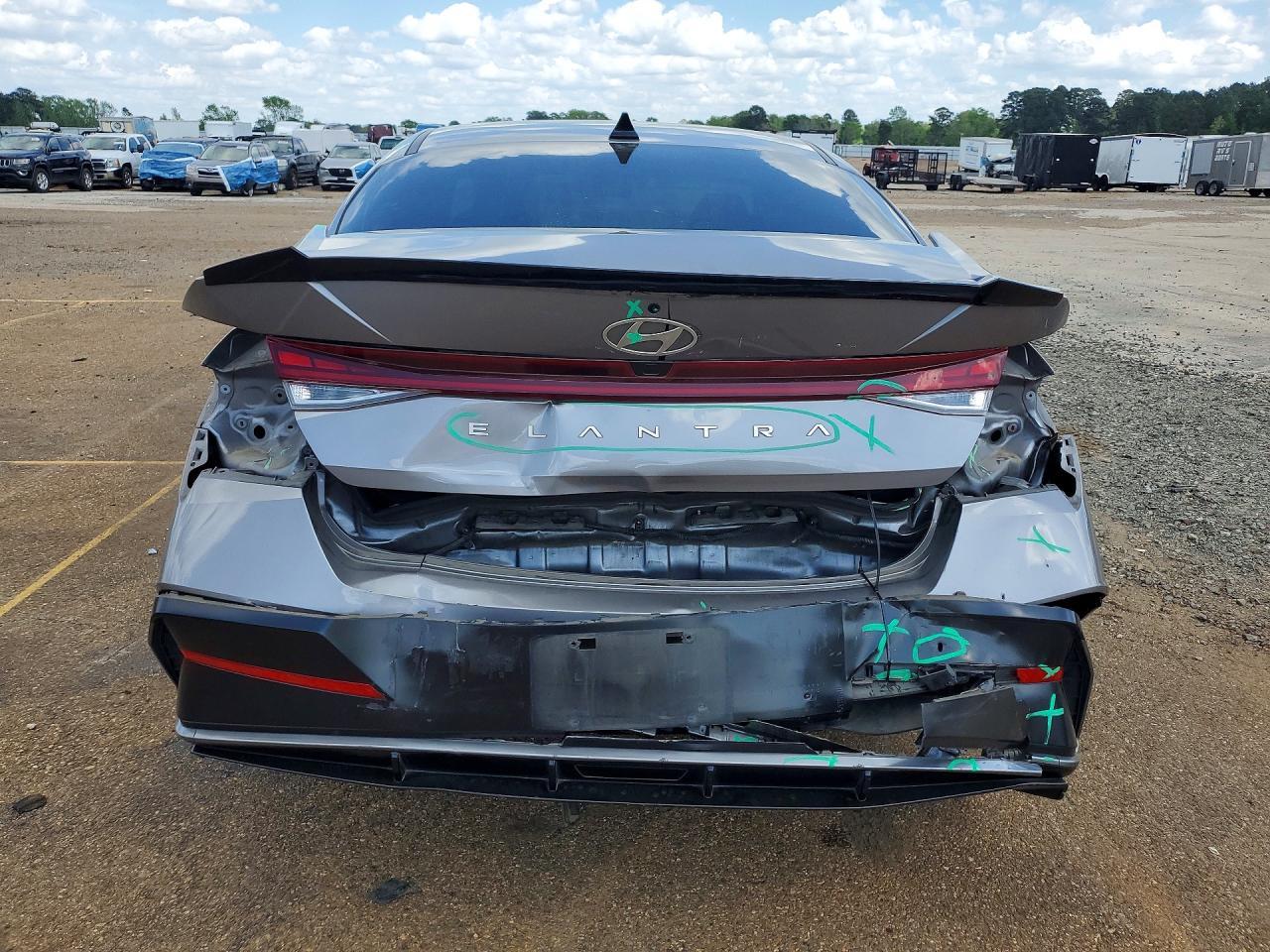 2024 Hyundai Elantra Sel - Image 6