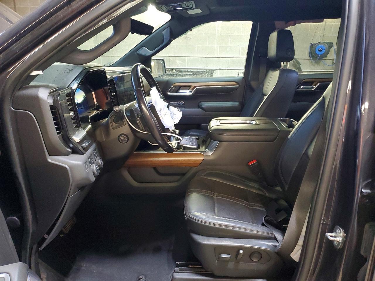 2022 Chevrolet Silverado K1500 High Country - Фото 7