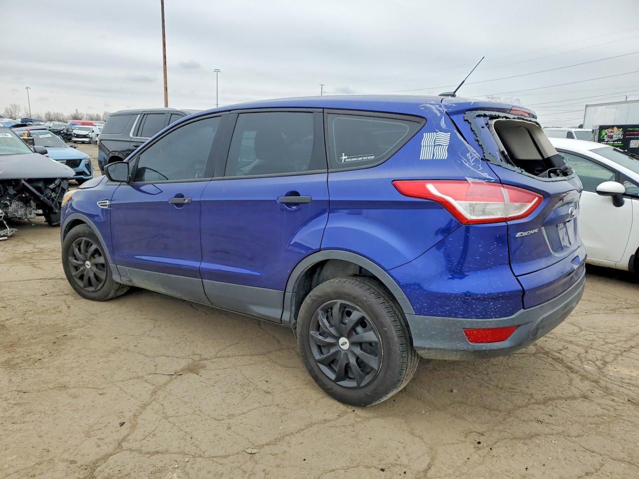2016 Ford Escape S - Фото 2