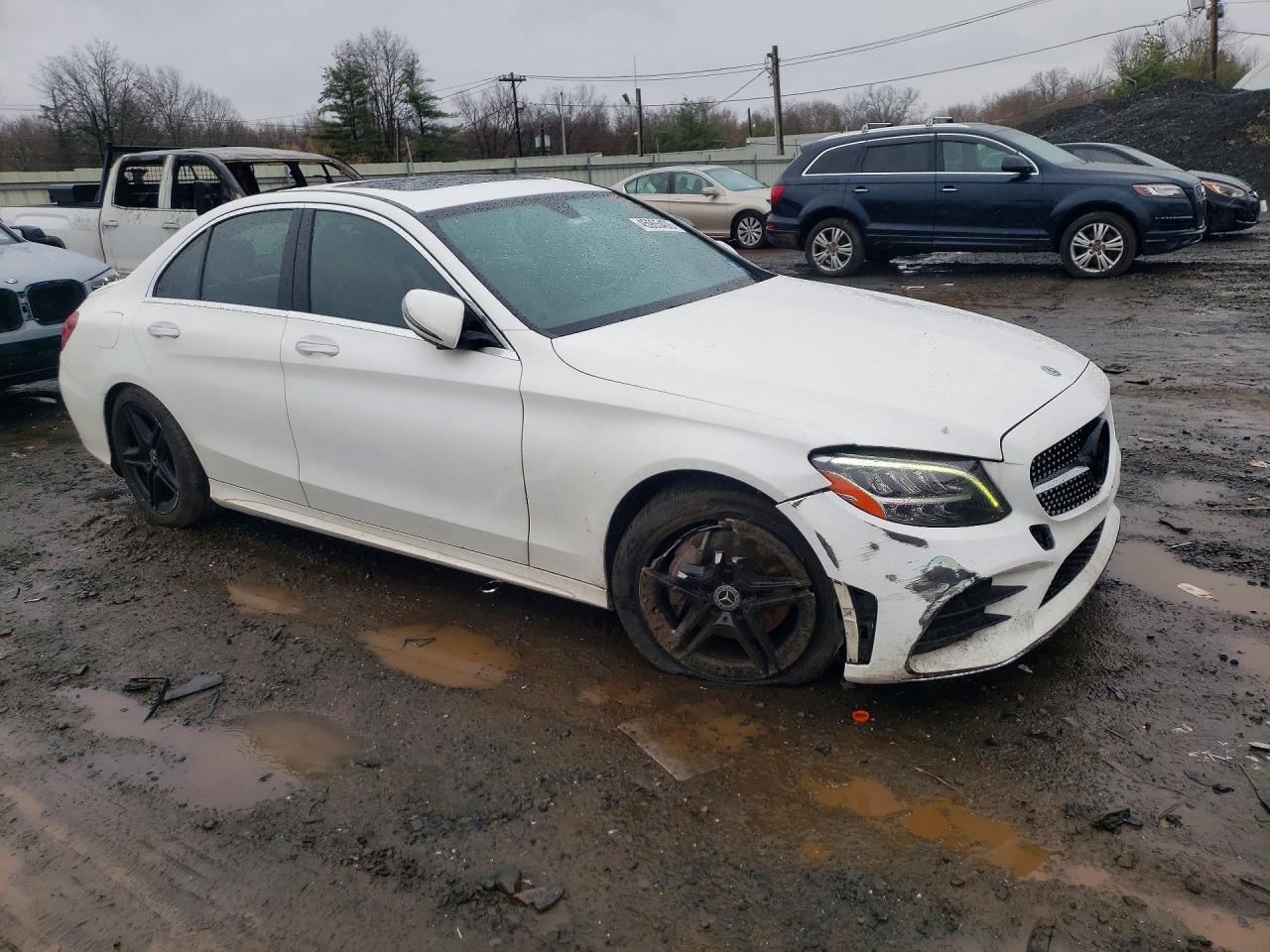 2020 Mercedes-Benz C 300 4Matic - Фото 4