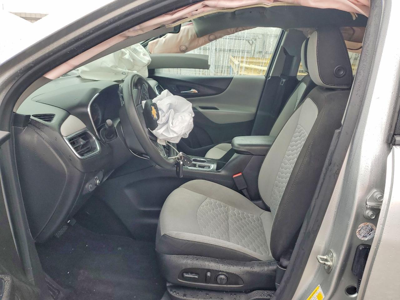 2019 Chevrolet Equinox Ls - Image 7