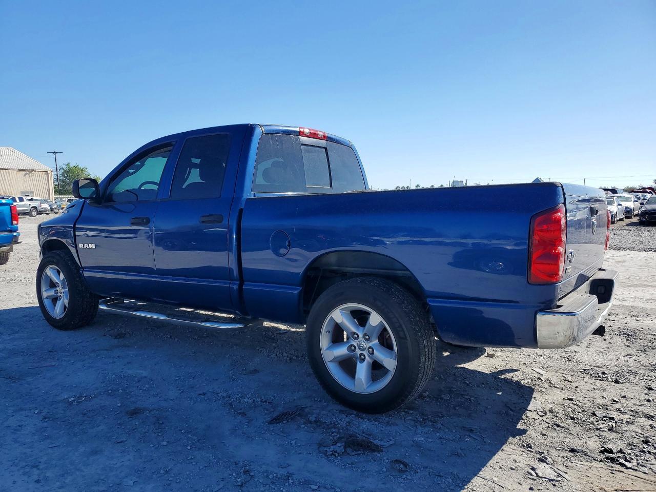 2008 Dodge Ram 1500 St - Фото 2