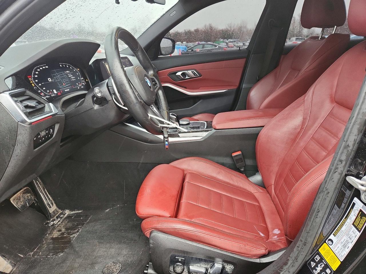 2022 BMW 320Xi - Фото 7