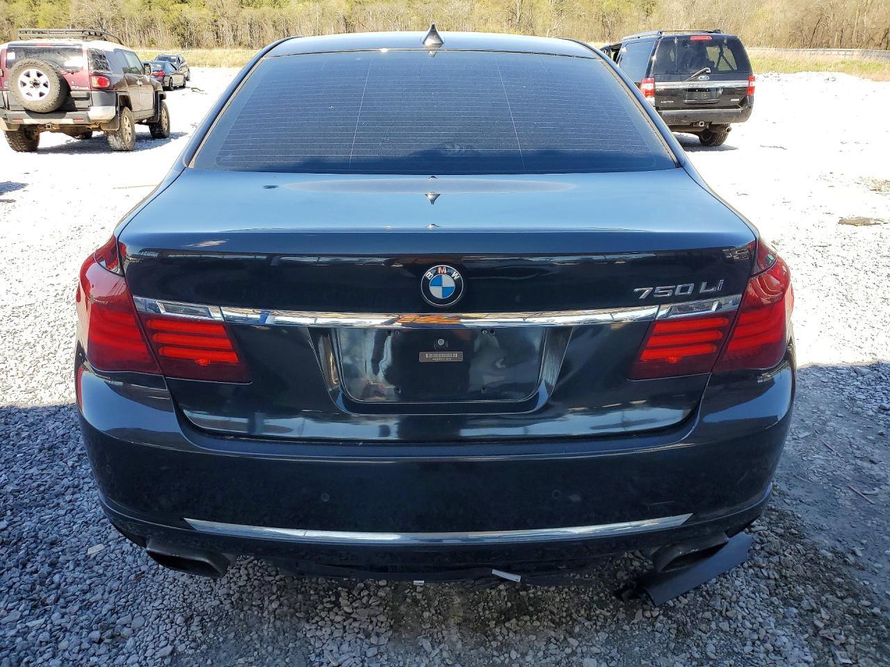 2014 BMW 750 Li - Image 6