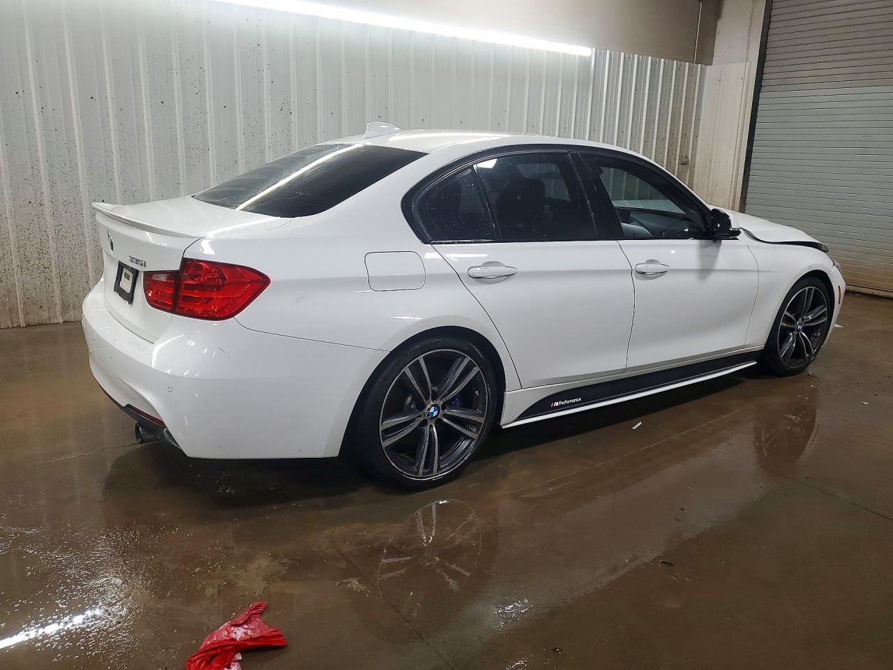 2015 BMW 335 I - Фото 3