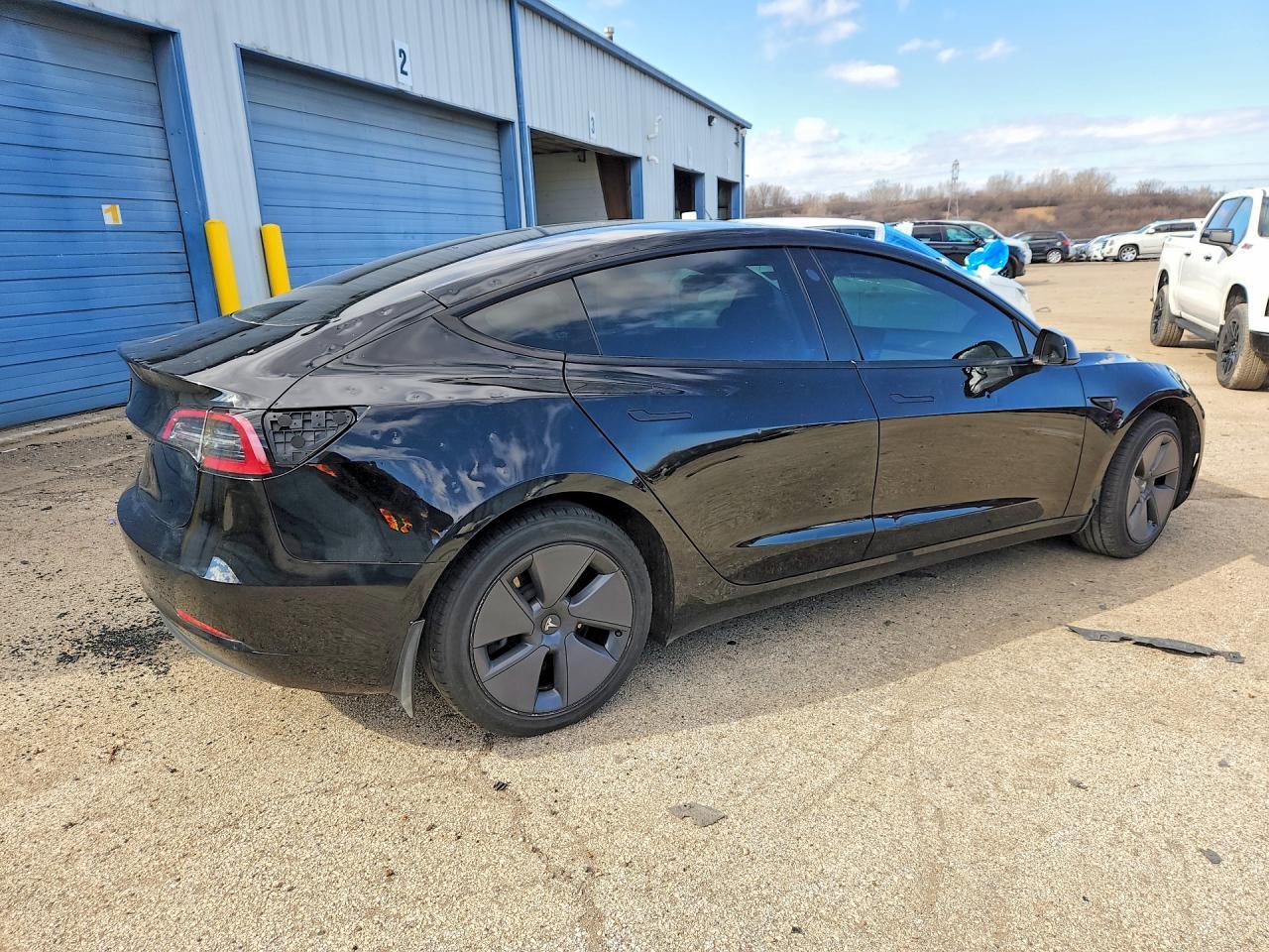 2023 Tesla Model 3 - Image 3