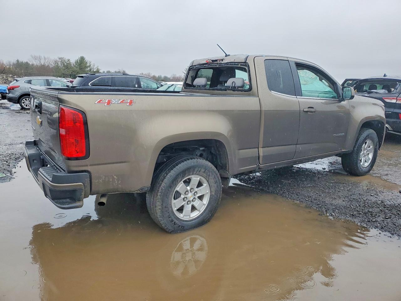 2016 Chevrolet Colorado - Фото 3